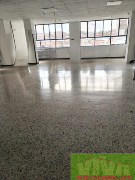 Local en Arriendo en Alto De La Capilla