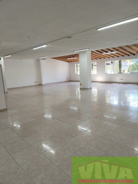 Local en Arriendo en Centro